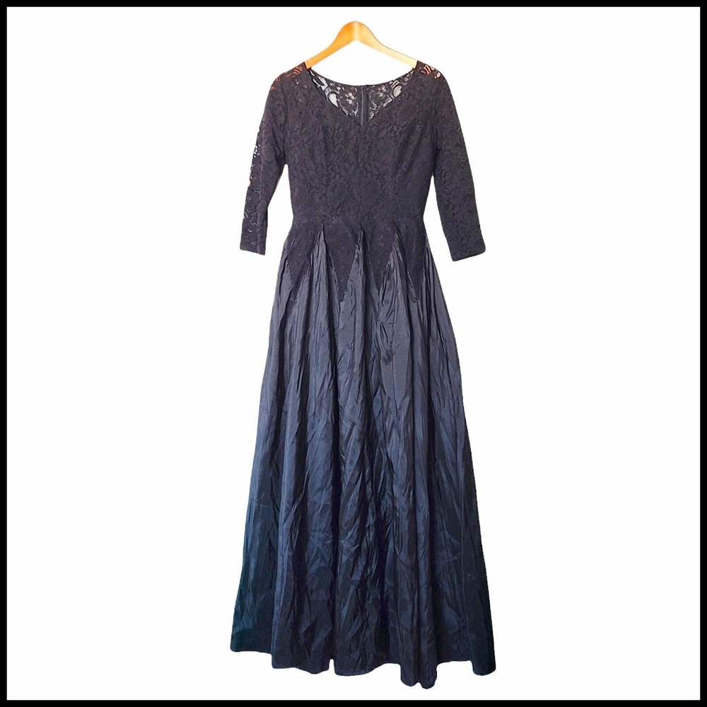 Bridess Lace Maxi Evening Black Dress size 10 V-Neck 3/4 Sleeve‎